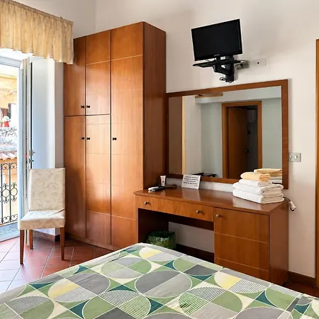 Caterina House * San Lucido