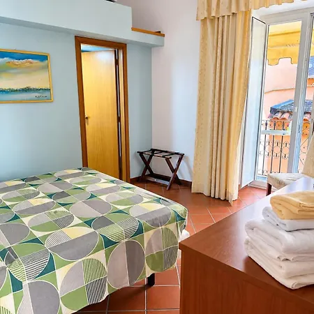 Caterina House San Lucido