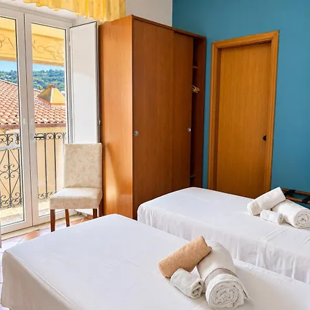 Caterina House * San Lucido